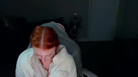 Snapshot of red_firesquirt chatting on February 2025 10:55:02 PM Red -  online show from February 2025 10:55:02 PM