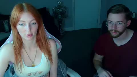 Snapshot of red_firesquirt chatting on March 2025 09:18:02 PM Red -  online show from March 2025 09:18:02 PM