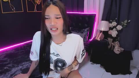 danika linn online show from November 2025 09:08:02 AM