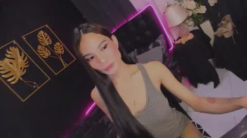 danika linn online show from November 2025 09:20:02 AM