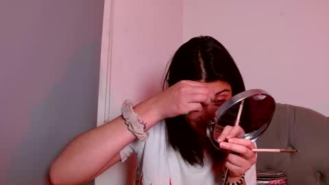 IG   OF red moonn online show from December 2025 06:43:02 AM