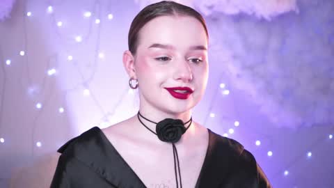 Snapshot of red_queeen chatting on December 2024 06:56:02 PM QUEEN OF EVIL online show from December 2024 06:56:02 PM