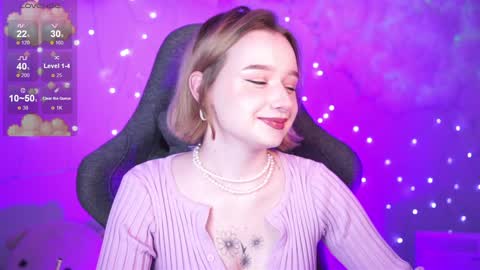 Snapshot of red_queeen chatting on January 2025 08:43:01 PM QUEEN OF EVIL online show from January 2025 08:43:01 PM