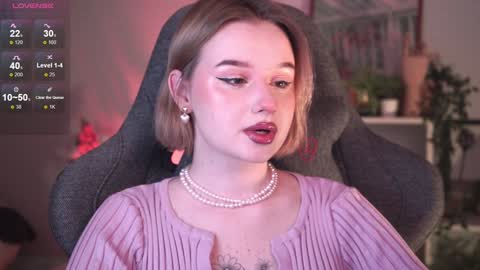 Snapshot of red_queeen chatting on January 2025 08:25:02 PM QUEEN OF EVIL online show from January 2025 08:25:02 PM
