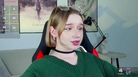 Snapshot of red_queeen chatting on January 2025 11:13:01 PM QUEEN OF EVIL online show from January 2025 11:13:01 PM