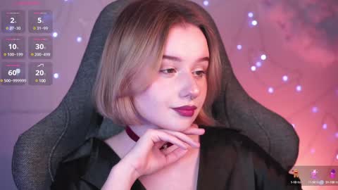 Snapshot of red_queeen chatting on February 2025 09:10:01 PM QUEEN OF EVIL online show from February 2025 09:10:01 PM