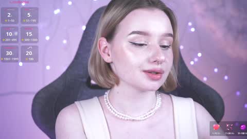 Snapshot of red_queeen chatting on February 2025 11:55:02 PM QUEEN OF EVIL online show from February 2025 11:55:02 PM