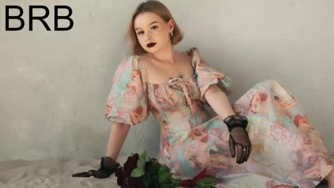 Snapshot of red_queeen chatting on February 2025 08:24:01 PM QUEEN OF EVIL online show from February 2025 08:24:01 PM