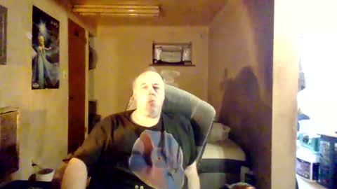 Snapshot of reddragon1195 chatting on December 2024 07:34:02 PM reddragon1195 online show from December 2024 07:34:02 PM