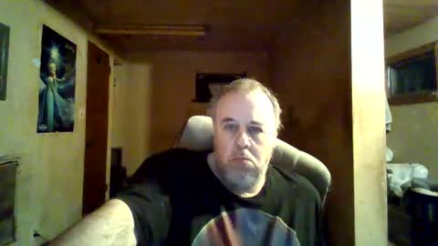 Snapshot of reddragon1195 chatting on January 2025 05:05:02 AM reddragon1195 online show from January 2025 05:05:02 AM