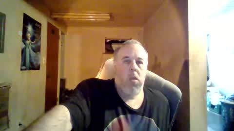 Snapshot of reddragon1195 chatting on January 2025 08:31:02 PM reddragon1195 online show from January 2025 08:31:02 PM