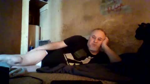 Snapshot of reddragon1195 chatting on March 2026 05:21:01 PM reddragon1195 online show from March 2026 05:21:01 PM