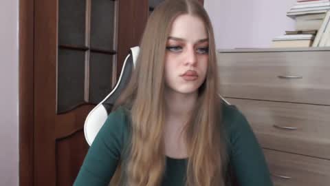 Lily online show from February 2026 03:02:01 AM