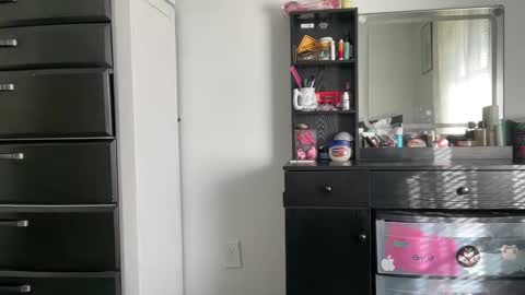 Redheaded Fox online show from March 2025 01:01:01 PM