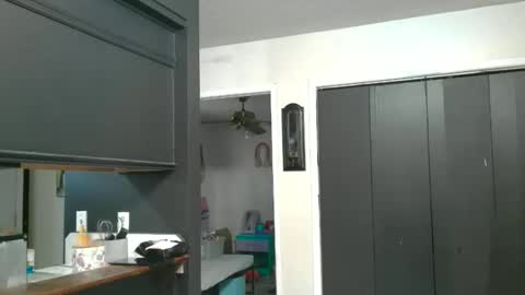 Snapshot of redinthebed chatting on April 2026 05:43:02 PM InkedGinger online show from April 2026 05:43:02 PM