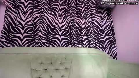 MIA online show from October 2025 04:48:02 PM