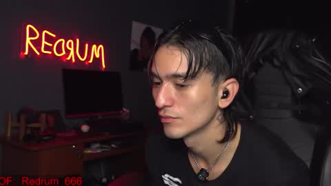 Red online show from December 2025 03:21:01 PM