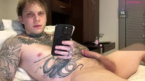 Snapshot of redrumbackwards chatting on March 2026 06:06:02 AM redrum online show from March 2026 06:06:02 AM