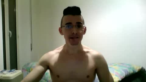 redstep0 online show from November 2025 12:33:01 AM