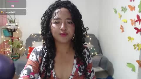 Snapshot of redvelvet_25 chatting on December 2025 12:18:02 AM Velvet online show from December 2025 12:18:02 AM