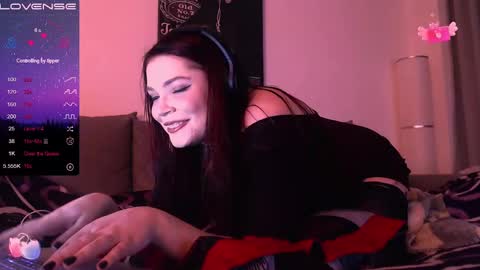 Snapshot of redyari chatting on February 2025 10:34:01 PM Red online show from February 2025 10:34:01 PM