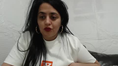 Reea online show from March 2025 07:04:02 PM