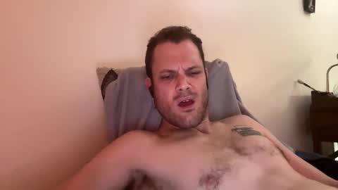 Snapshot of reed_thomas chatting on November 2025 07:33:02 AM Reed Thomas online show from November 2025 07:33:02 AM