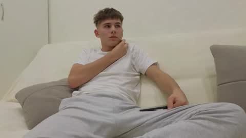 Alex online show from November 2025 05:56:01 PM