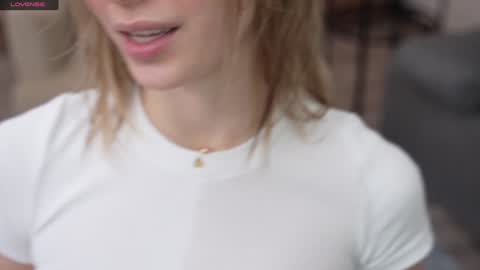 JessyinCherri yang online show from December 2024 10:50:02 AM