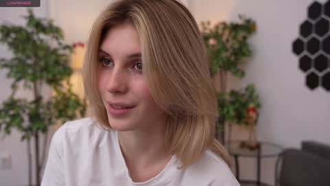 JessyinCherri yang online show from January 2025 10:21:02 AM