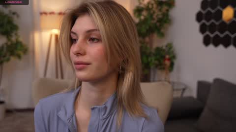 JessyinCherri yang online show from February 2025 07:18:01 AM