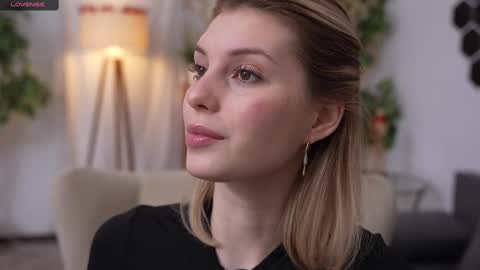 JessyinCherri yang online show from February 2025 07:05:01 AM