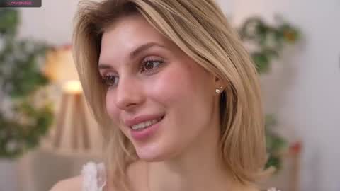 JessyinCherri yang online show from February 2025 10:23:02 AM