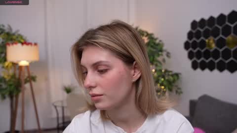 JessyinCherri yang online show from February 2025 07:15:01 AM