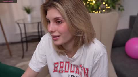 JessyinCherri yang online show from February 2025 10:21:01 AM