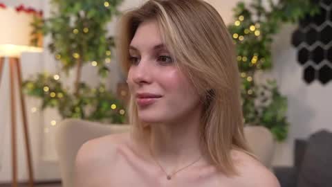 JessyinCherri yang online show from February 2025 07:34:02 AM