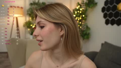 JessyinCherri yang online show from March 2025 06:59:01 AM