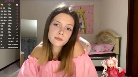 Lucy online show from October 2025 03:21:02 PM