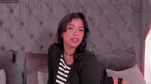 Regina  online show from September 2025 05:29:01 AM