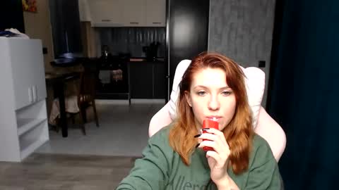 Regina online show from October 2025 04:32:02 AM