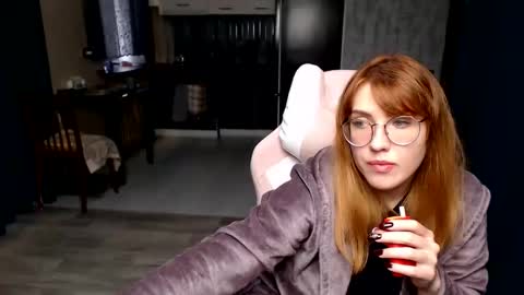 Regina online show from October 2025 11:42:01 AM