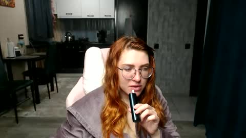 Snapshot of reginasmilee chatting on April 2026 02:59:02 AM Regina online show from April 2026 02:59:02 AM