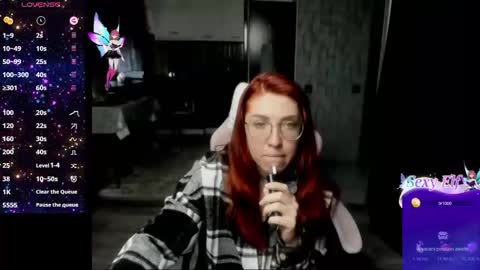 Snapshot of reginasmilee chatting on May 2026 04:42:02 AM Regina online show from May 2026 04:42:02 AM