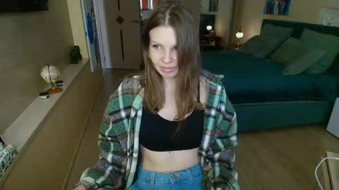 Snapshot of reginasparkle chatting on April 2026 09:10:01 AM Regina online show from April 2026 09:10:01 AM