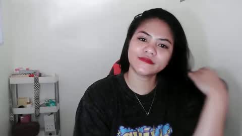 reign2525 online show from November 2025 02:54:01 AM