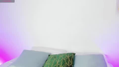 Reika  online show from March 2026 01:49:02 PM