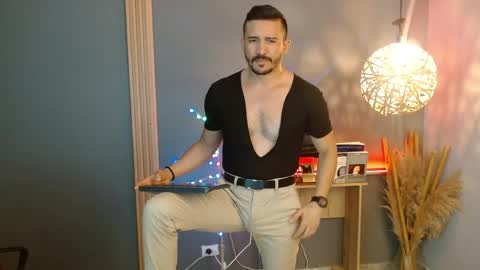   REIKO  online show from March 2026 04:18:01 PM