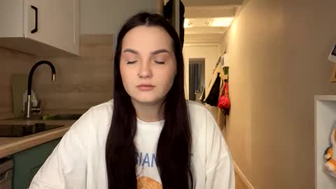 Snapshot of reilbelll chatting on February 2026 02:23:02 PM Bell online show from February 2026 02:23:02 PM