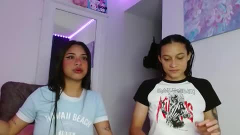 Snapshot of reina_reina chatting on March 2026 04:40:01 AM reina_reina online show from March 2026 04:40:01 AM