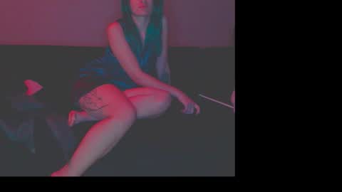 Reinee online show from December 2025 12:14:02 PM